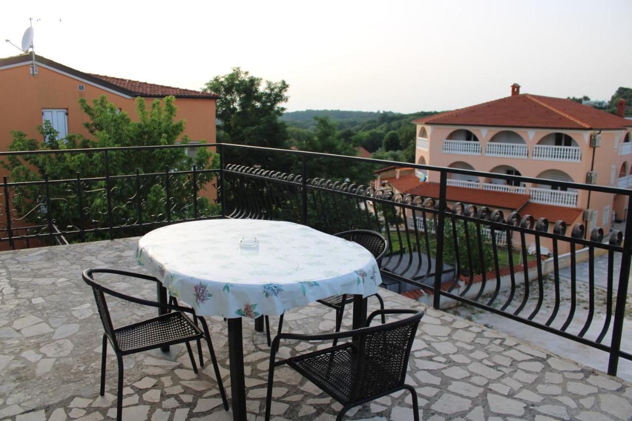 Apartments Dora Medulin Luaran gambar