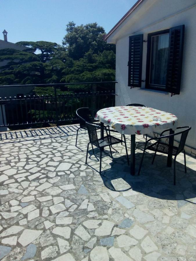 Apartments Dora Medulin Luaran gambar